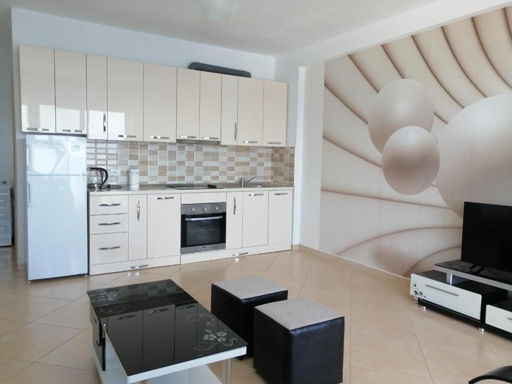 Bilal Golemi Sea View Apartment Sarande Bagian luar foto